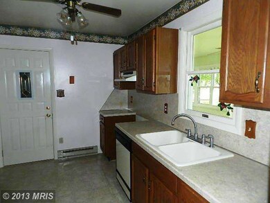 1685 Farm Ln, Greencastle, PA 17225 - photo 7