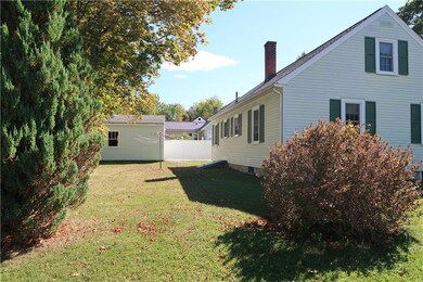 24 Pierce St, Gardiner, ME 04345 - photo 3