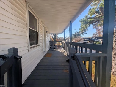 1207 Decatur St, Chesapeake, VA 23324 - photo 2