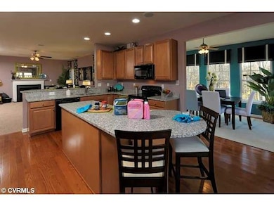 Kitchen - Sample photo from Ryan Homes picture lib