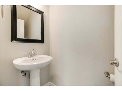 2197 SE 10th Place, Canby, OR 97013 - photo 7