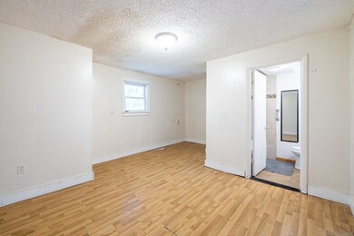 22 Lakeview St, East Hampton, CT 06424 - photo 4