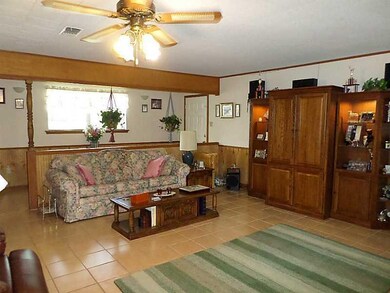Den/Family/Great Room.