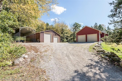 2223 Hidden Valley Rd, Howell, MI 48843 - photo 3