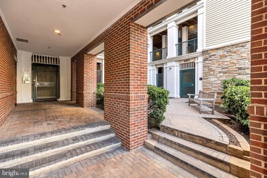 2301 25th St S unit 4205, Arlington, VA 22206 - photo 2