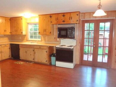 Kitchen. 6