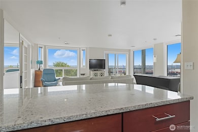 1140 Browns Point Blvd unit 6, Tacoma, WA 98422 - photo 2