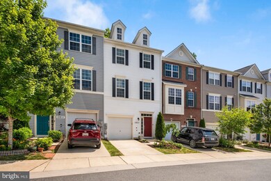 12813 Longford Glen Dr, Germantown, MD 20874 - photo 3