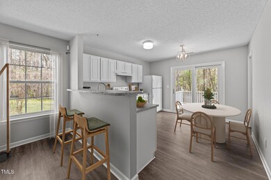 Eat-In Kitchen