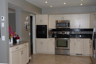 3 Ichabod Ln, Albany, NY 12211 - photo 5