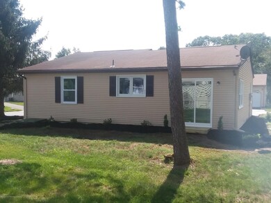 1 Central Ave unit 72, Whiting, NJ 08759 - photo 3