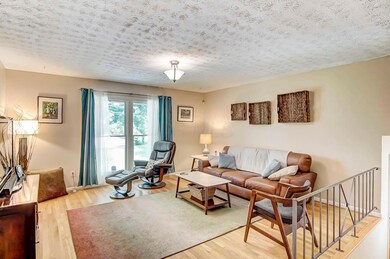 1241 Gresham Rd, Columbus, OH 43204 - photo 5