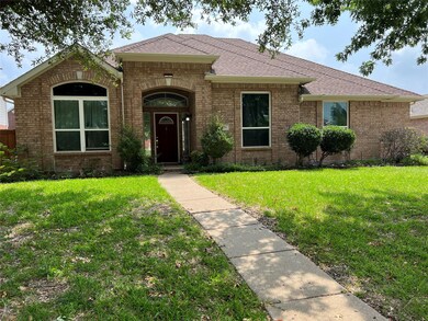 220 Hawthorne Dr, Murphy, TX 75094 - photo 2