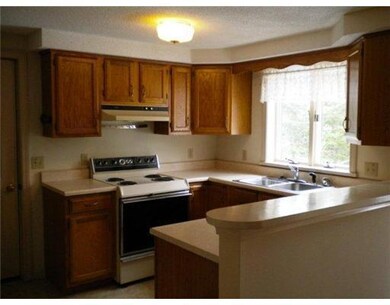 10 Ridgewood Ave, Waterville, ME 04901 - photo 2