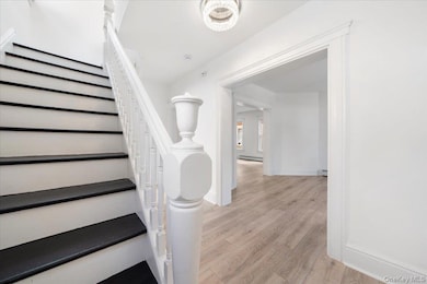 28 Spring St, Middletown, NY 10940 - photo 5