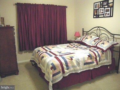 2108 Waters Edge Dr unit 2108, Newark, DE 19702 - photo 5