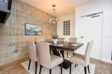 5008 S Macdill Ave unit 12, Tampa, FL 33611 - photo 6