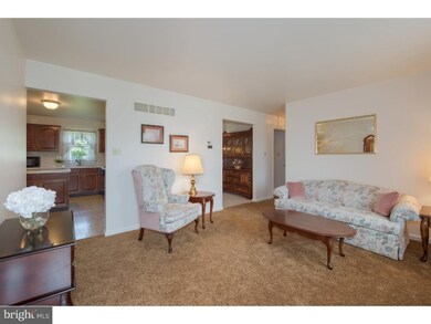 1129 Tuckerton Rd, Reading, PA 19605 - photo 5