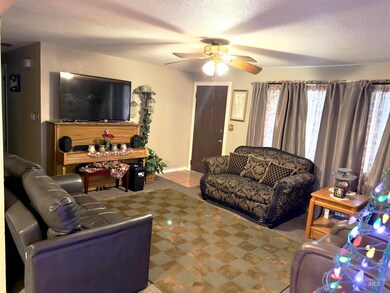 336 NW 11th Ave, Ontario, OR 97914 - photo 6