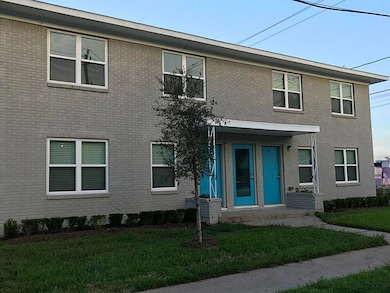 5005 Tierwester St unit 3, Houston, TX 77004 - photo 3