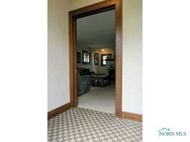 2822 113th St, Toledo, OH 43611 - photo 2