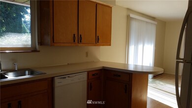 306 105th St SW, Everett, WA 98204 - photo 4