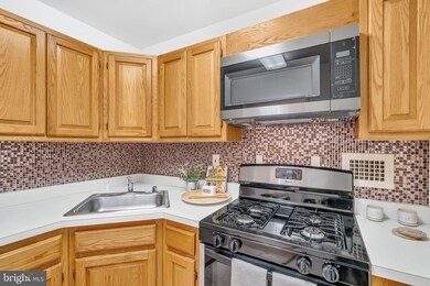 Van Ness East unit 843, Washington, DC 20008 - photo 7