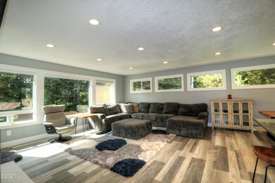 Living Room b
