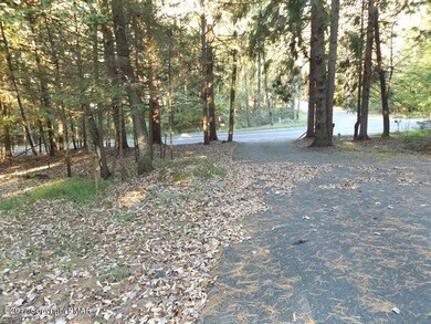 5513 Olde Mill Run, Stroudsburg, PA 18360 - photo 3