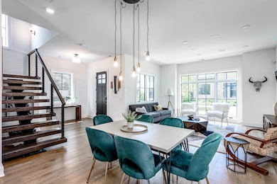2886 Kobuk Dining Space