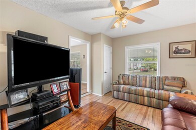 Bonus Room/ den or office