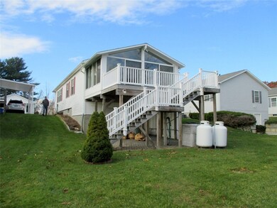 24 Lark Ln, Tiverton, RI 02878 - photo 4