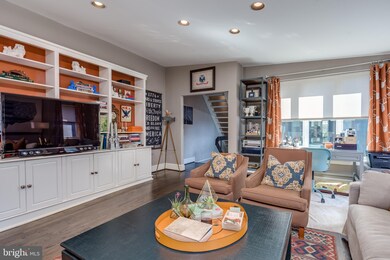 464 E Cross St, Baltimore, MD 21230 - photo 4