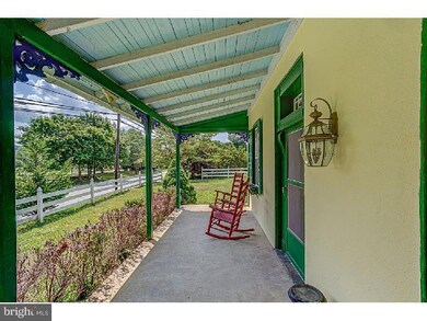 18 Victoria Chase, Pottstown, PA 19465 - photo 4