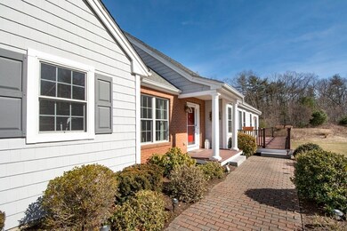 74 Hemlock Cir, Hanover, MA 02339 - photo 4