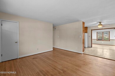 121 Arthur Ct, Jacksonville, NC 28546 - photo 7