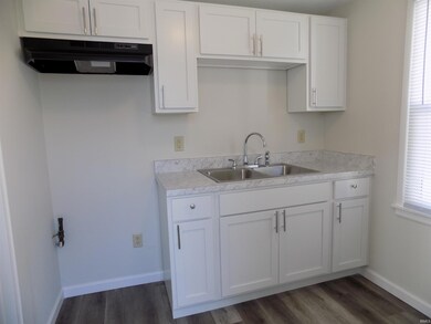 2039 Stevens Ave, Elkhart, IN 46516 - photo 7