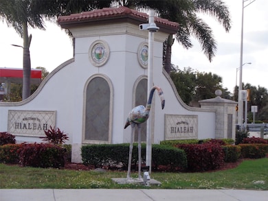 2760 W 62nd Place unit 203, Hialeah, FL 33016 - photo 2