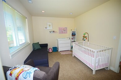 8227 226th St SW unit B, Edmonds, WA 98026 - photo 3