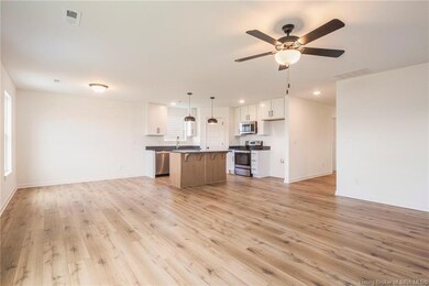 856 Wolf Run Park Blvd, Jeffersonville, IN 47130 - photo 7