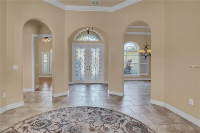Nice entry into formal living area