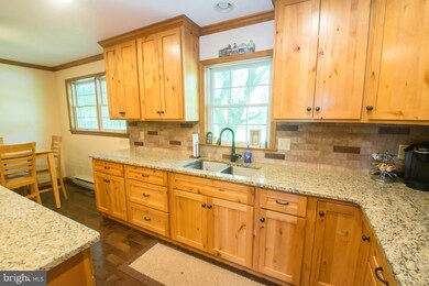 512 Indian Ln, Boyertown, PA 19512 - photo 4