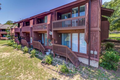 229 Lakeside Villa (26)