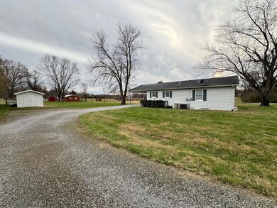 104 Cardinal Ln, Jamestown, KY 42629 - photo 3