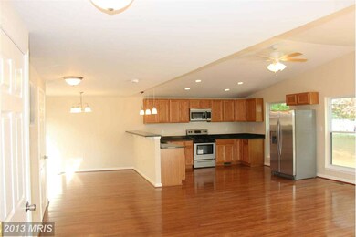 9093 Gold Amber Garth, Columbia, MD 21045 - photo 5