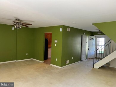 7510 Clemson Ct, Manassas, VA 20109 - photo 4