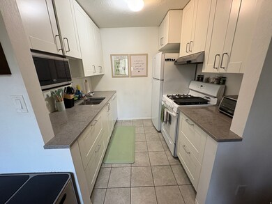 5505 S Willow Ln unit E, Murray, UT 84107 - photo 2