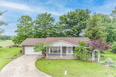 64 Karen Dr, Granite City, IL 62040 - photo 2