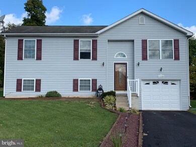 120 Orion Place, Martinsburg, WV 25404 - photo 2