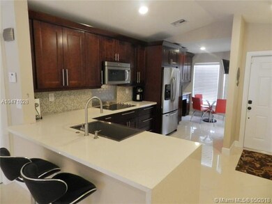 Large counter area perfect for entertaining